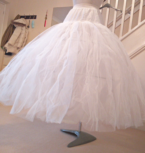Crinoline underskirt white