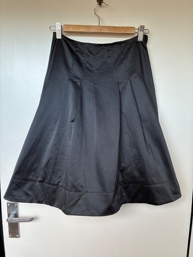 Black satin full - full, skirt